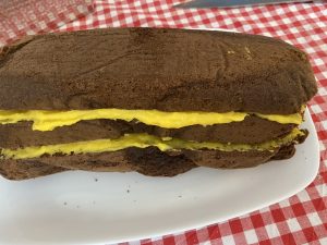 Chec cu cremă de vanilie