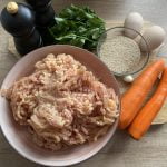 ingrediente chiftele de pui