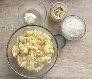 ingrediente paste cu ton