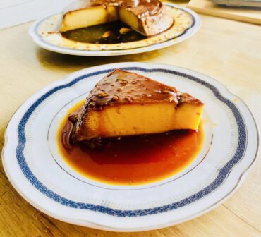 Cremă de zahar ars delicioasă și cremoasă