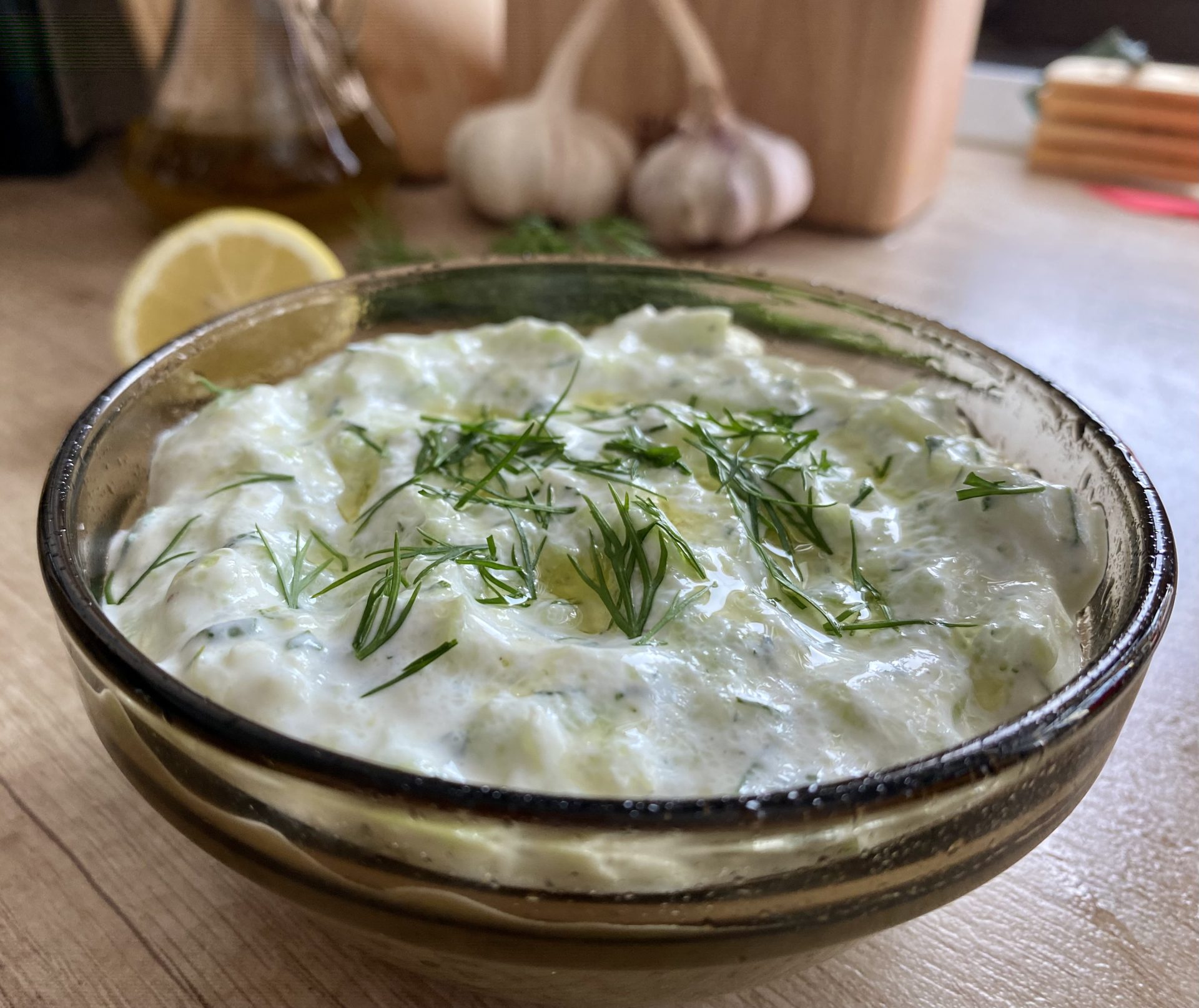 Sos tsatsiky grecesc